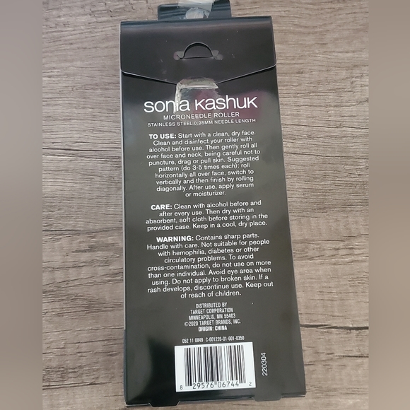 Microneedle Roller - Picture 2 of 2